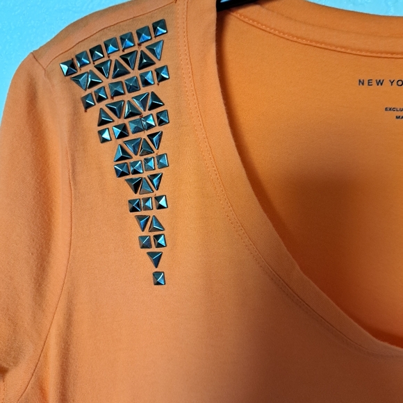 WOMEN'S SHORT SLEEVE TOP SIZE MEDIUM COTTON T-SHIRT EMBELLISHED STYLE AND CO - Picture 3 of 5